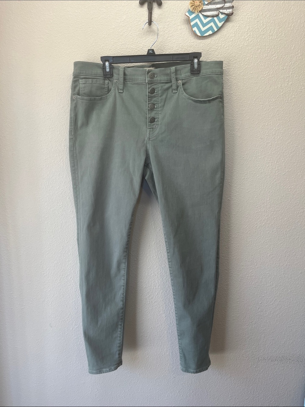 Madewell green skinny jeans size 32
